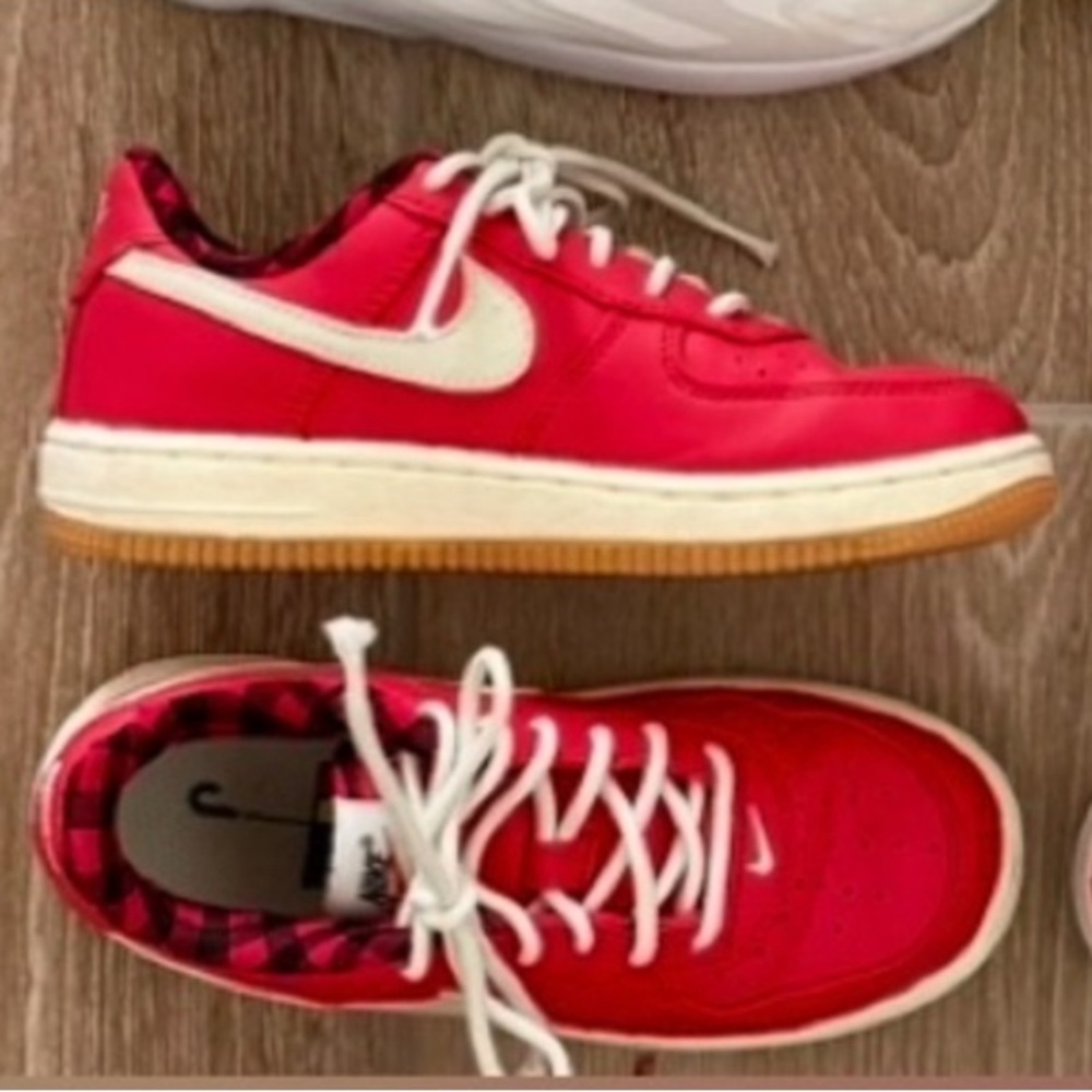 Nike Air Force 1 plaid Red and White Sneakers